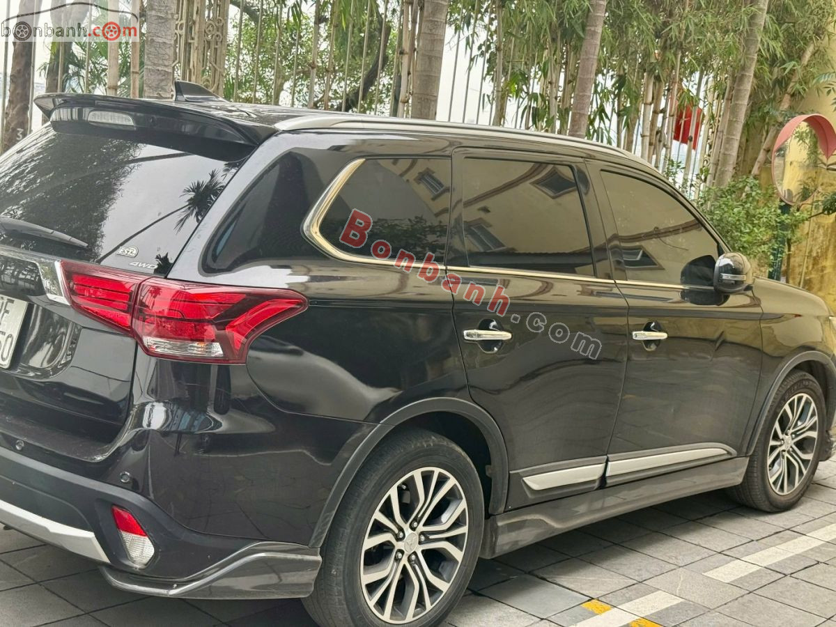 Bán ô tô Mitsubishi Outlander 2.4 CVT Premium - 2018 - xe cũ