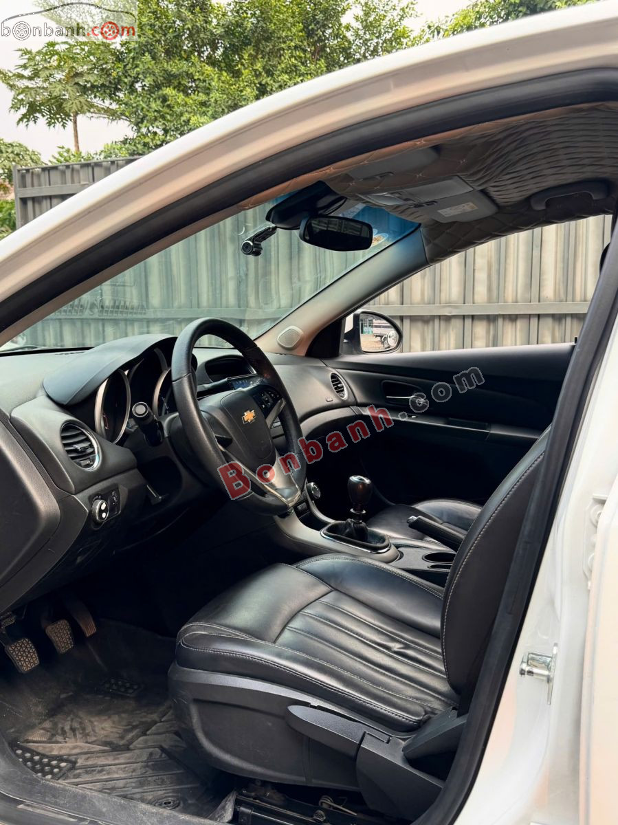 Bán ô tô Chevrolet Cruze LT 1.6L - 2018 - xe cũ