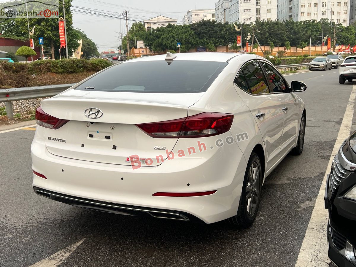 Bán ô tô Hyundai Elantra 1.6 AT - 2018 - xe cũ