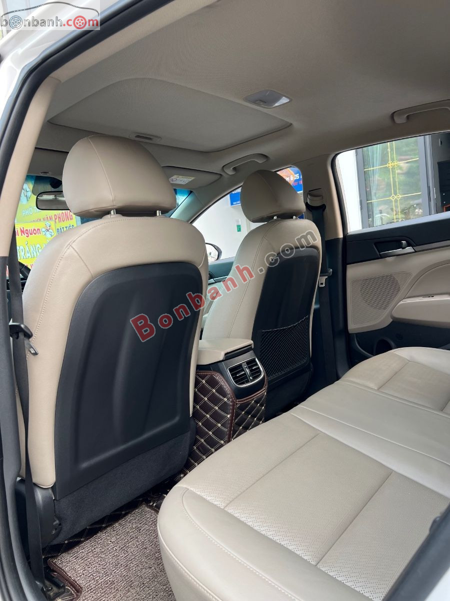 Bán ô tô Hyundai Elantra 1.6 AT - 2018 - xe cũ