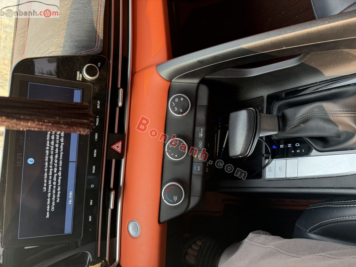 Bán ô tô Hyundai Elantra 1.6 AT Tiêu chuẩn - 2022 - xe cũ