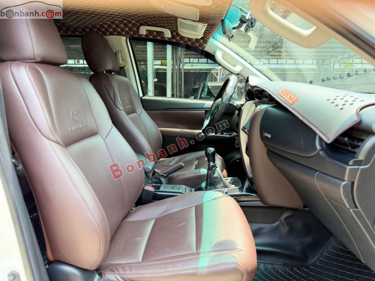 Bán ô tô Toyota Fortuner 2.4G 4x2 MT - 2019 - xe cũ