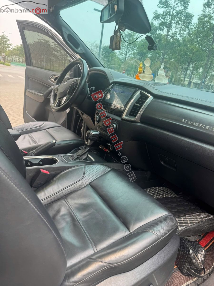 Bán ô tô Ford Everest Titanium 2.0L 4x4 AT - 2019 - xe cũ
