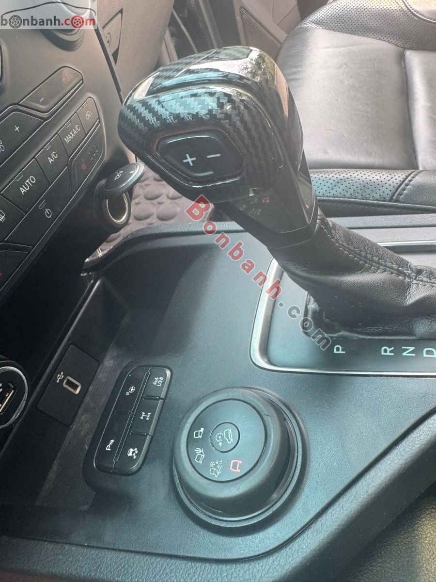 Bán ô tô Ford Everest Titanium 2.0L 4x4 AT - 2019 - xe cũ