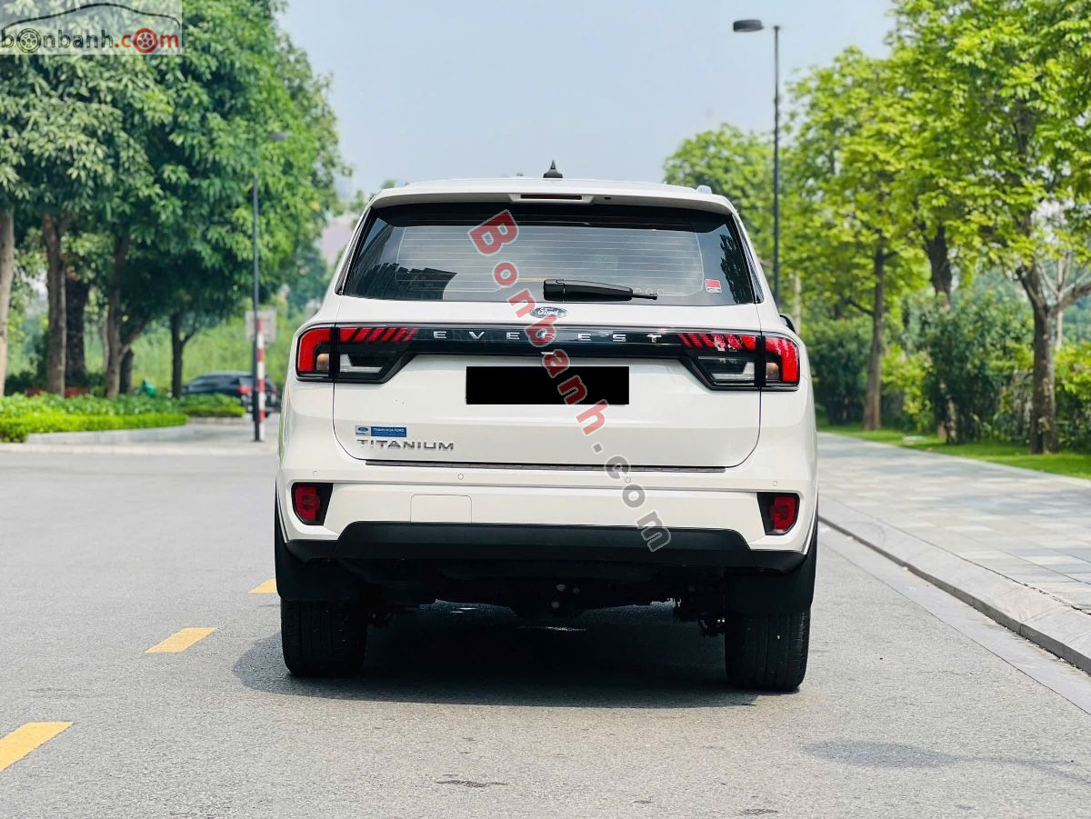 Bán ô tô Ford Everest Titanium 2.0L 4x2 AT - 2024 - xe cũ