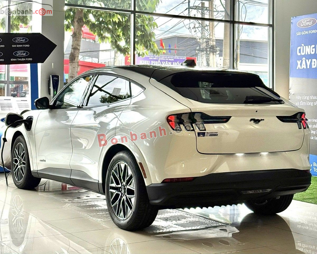 Bán ô tô Ford Mustang Mach-E Premium AWD - 2025 - xe mới