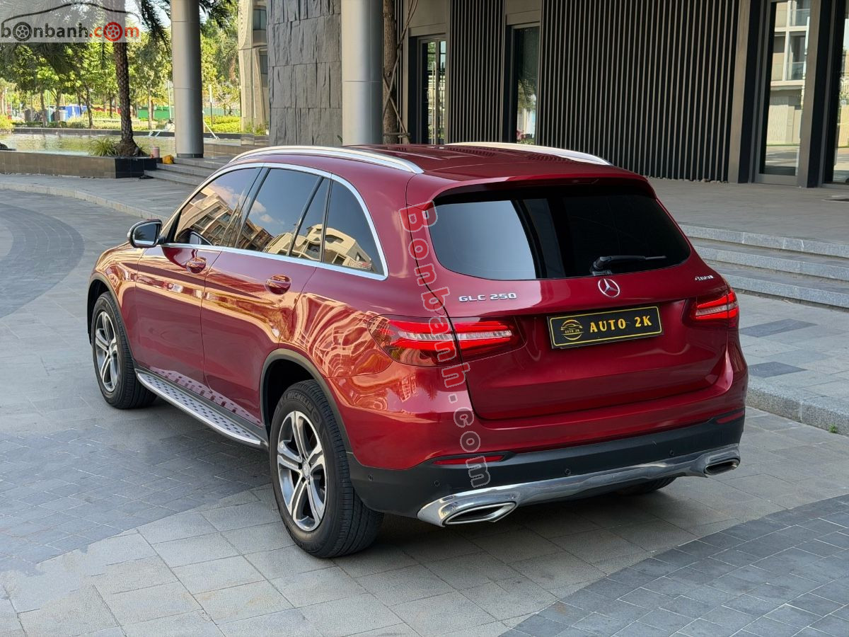 Bán ô tô Mercedes Benz GLC 250 4Matic - 2017 - xe cũ