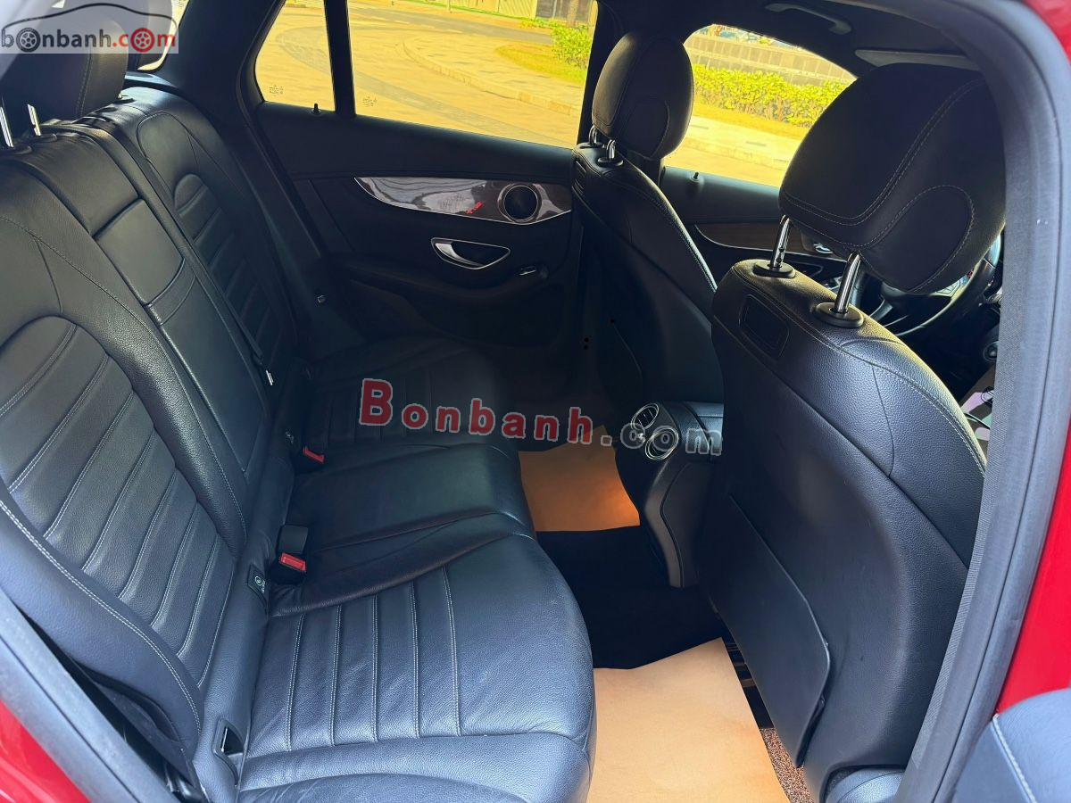 Bán ô tô Mercedes Benz GLC 250 4Matic - 2017 - xe cũ