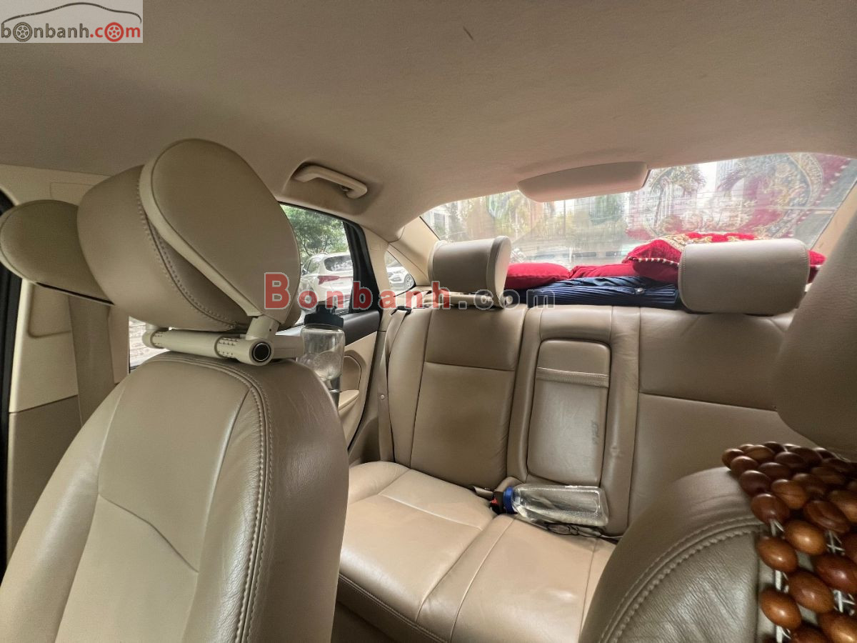 Bán ô tô Ford Focus 1.8 MT - 2010 - xe cũ