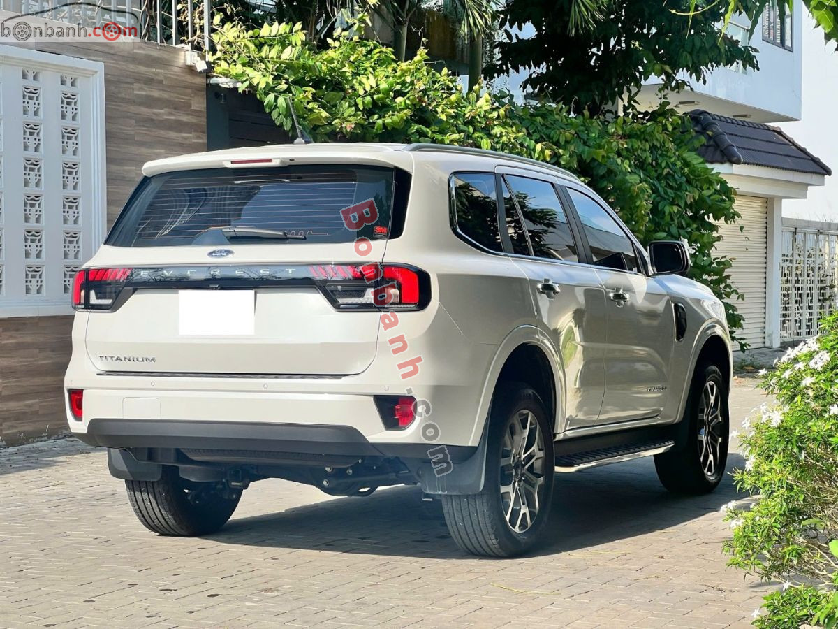 Bán ô tô Ford Everest Titanium 2.0L 4x2 AT - 2025 - xe cũ