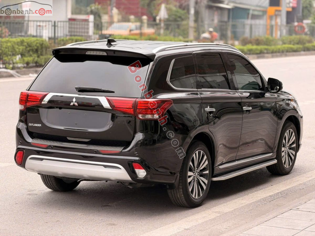 Bán ô tô Mitsubishi Outlander Premium 2.0 CVT - 2022 - xe cũ