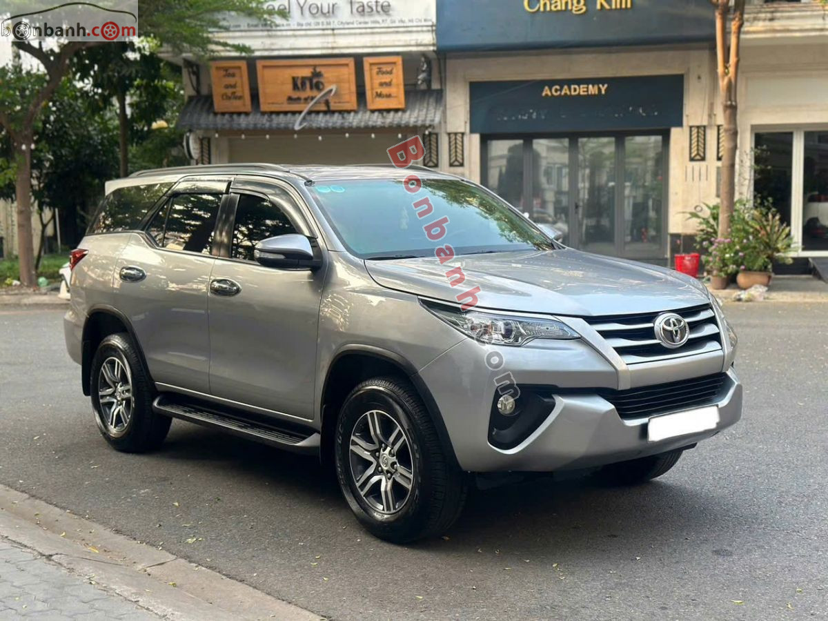 Bán ô tô Toyota Fortuner 2.4G 4x2 MT - 2017 - xe cũ