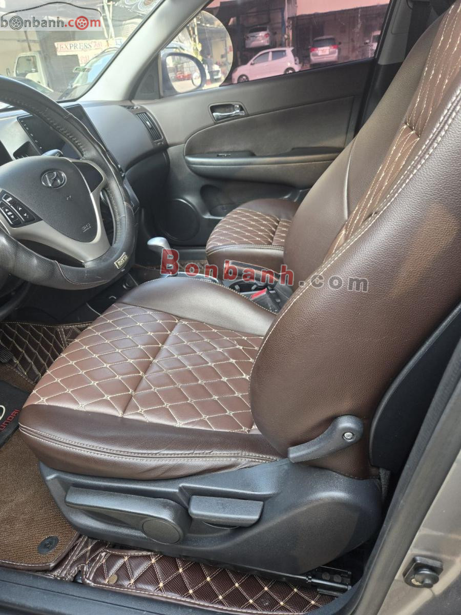 Bán ô tô Hyundai i30 CW 1.6 AT - 2011 - xe cũ