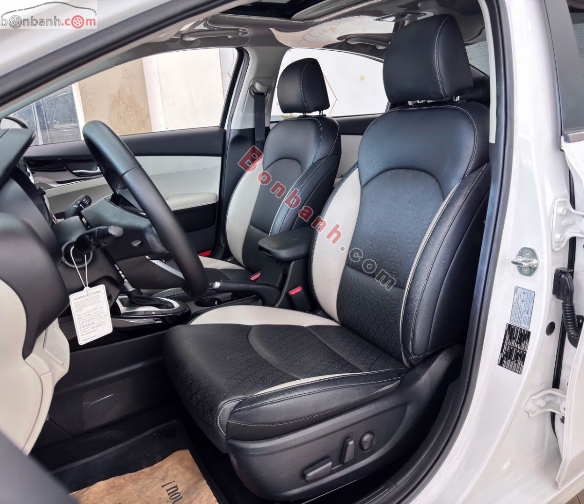 Bán ô tô Kia K3 Luxury 1.6 AT - 2024 - xe cũ