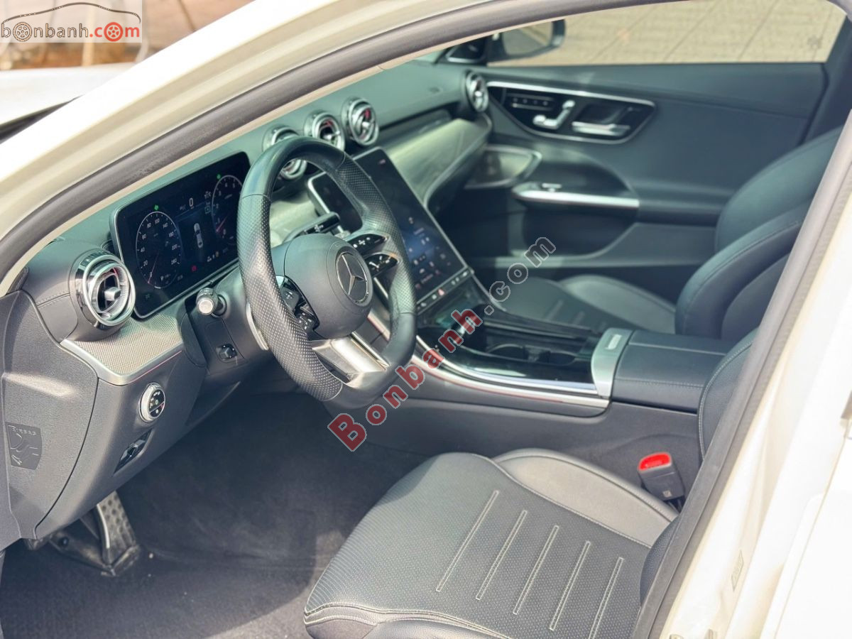 Bán ô tô Mercedes Benz C class C300 AMG - 2022 - xe cũ
