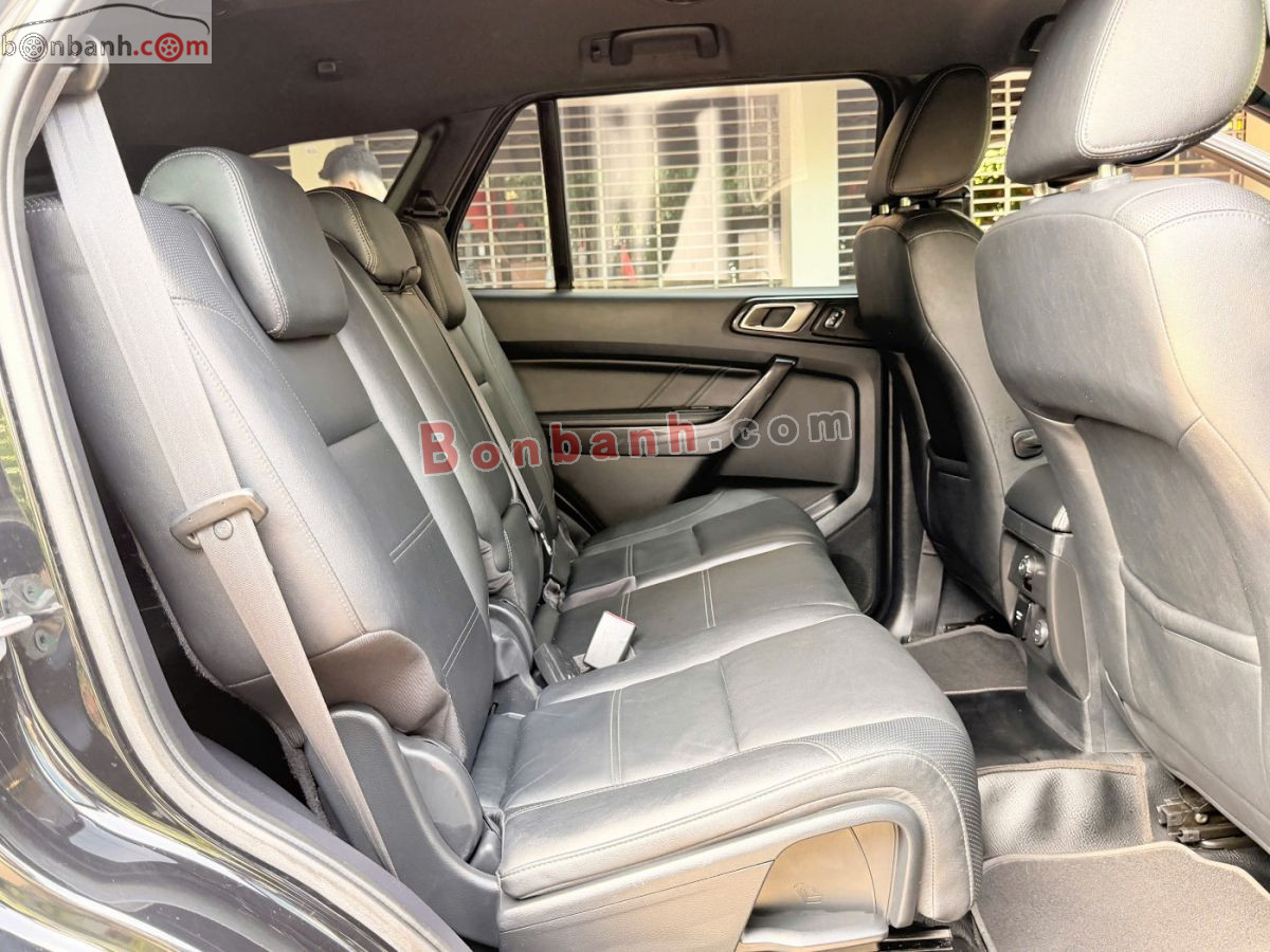 Bán ô tô Ford Everest Titanium 2.0L 4x2 AT - 2019 - xe cũ