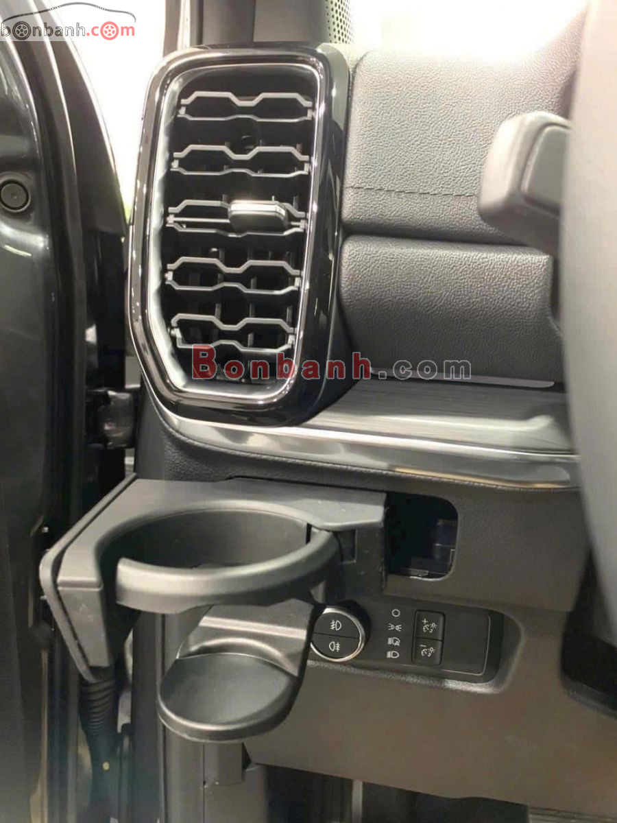 Bán ô tô Ford Everest Titanium Plus 2.0L 4x4 AT - 2026 - xe mới