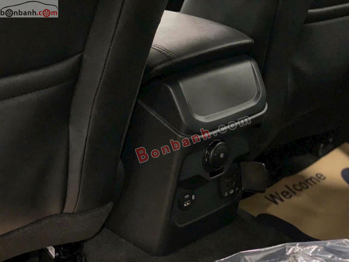 Bán ô tô Ford Everest Titanium Plus 2.0L 4x4 AT - 2026 - xe mới