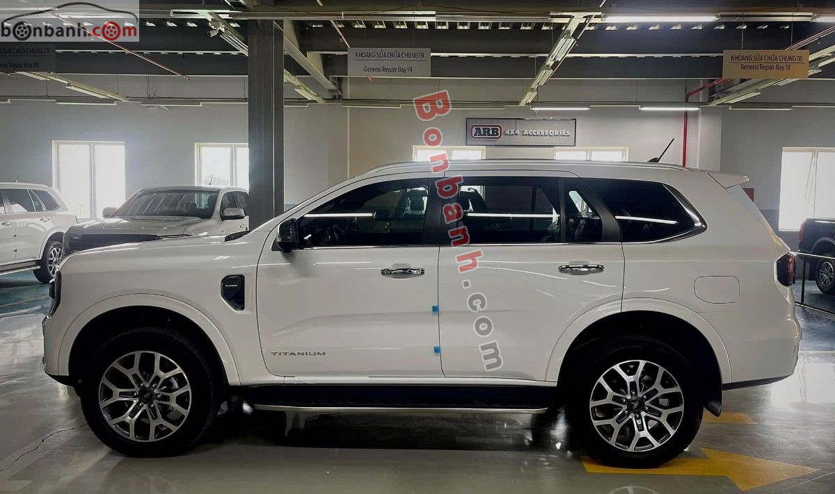 Bán ô tô Ford Everest Titanium Plus 2.0L 4x4 AT - 2026 - xe mới