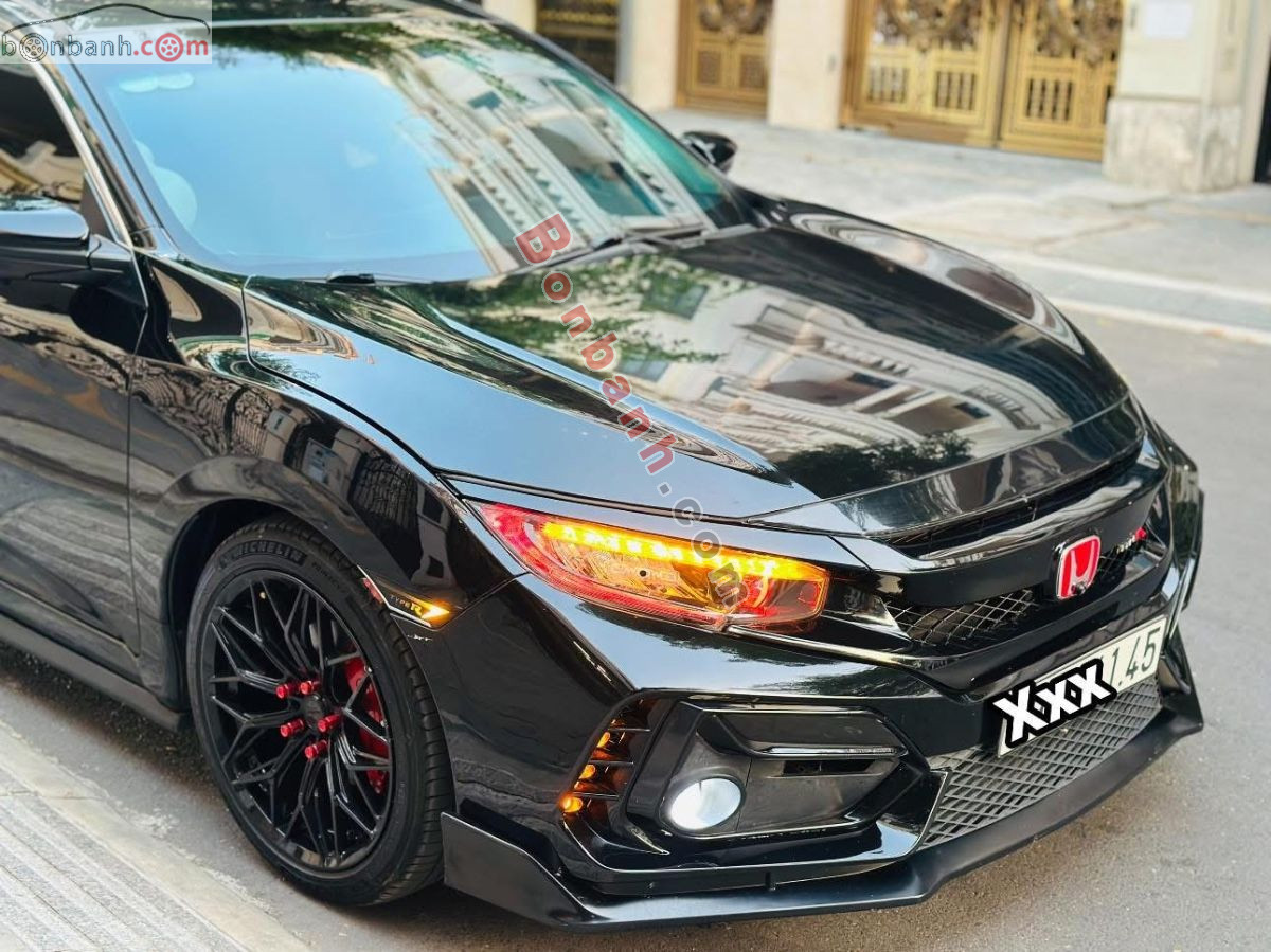 Bán ô tô Honda Civic RS 1.5 AT - 2019 - xe cũ