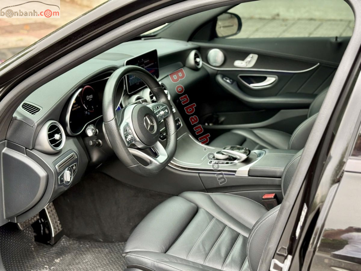Bán ô tô Mercedes Benz C class C300 AMG - 2020 - xe cũ