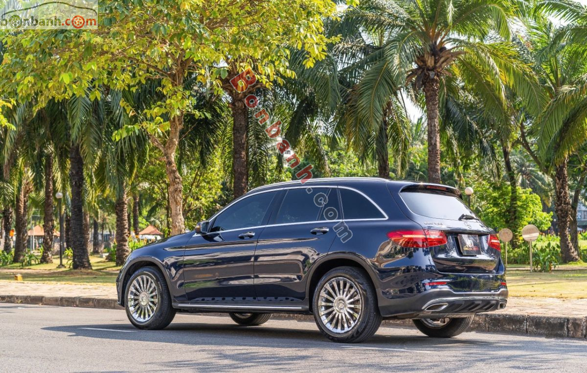Bán ô tô Mercedes Benz GLC 300 4Matic - 2017 - xe cũ