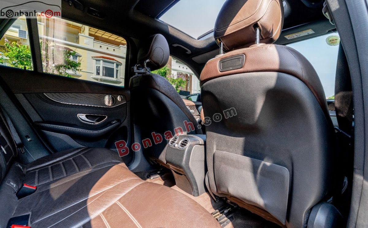 Bán ô tô Mercedes Benz GLC 300 4Matic - 2017 - xe cũ