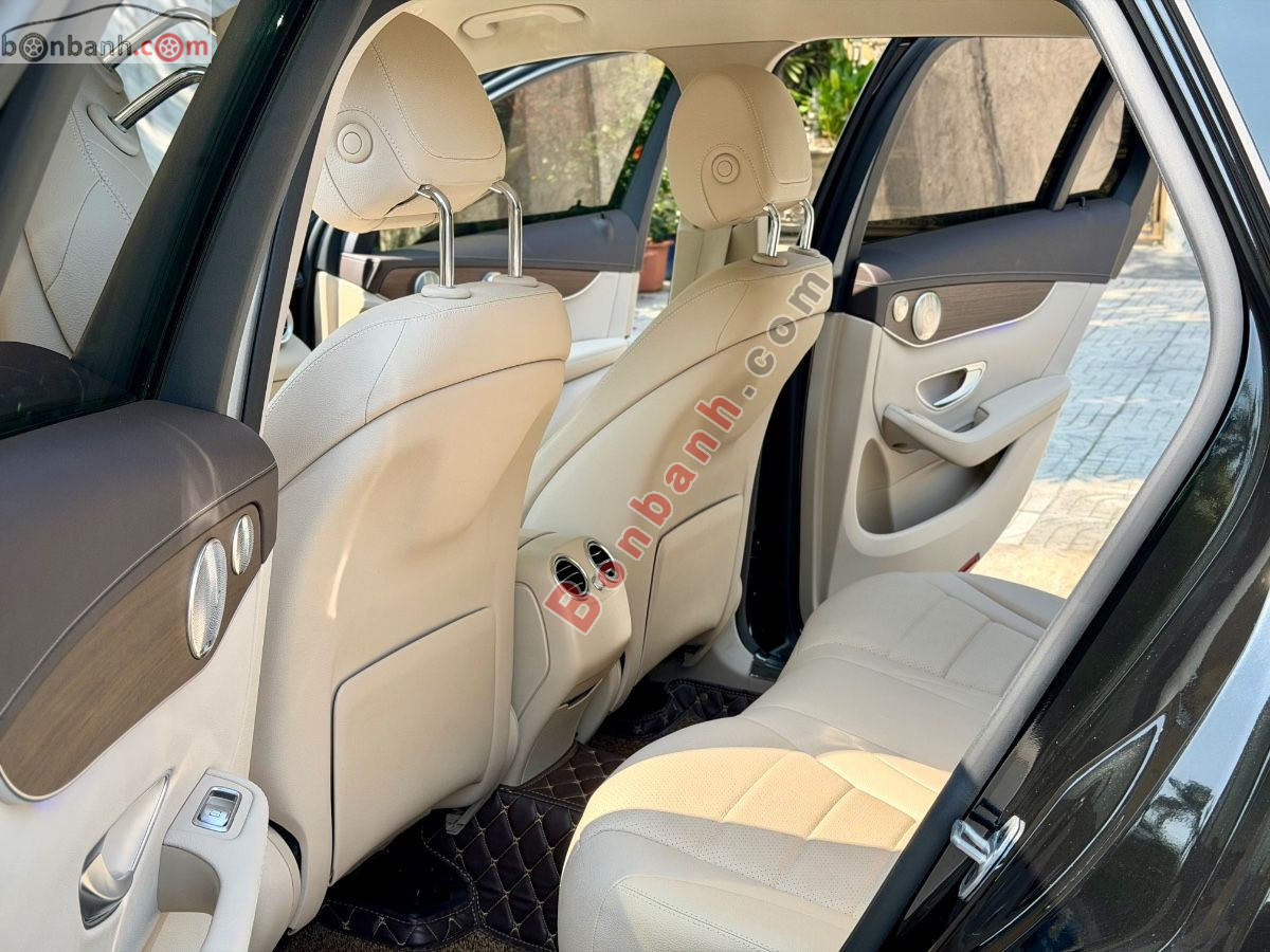 Bán ô tô Mercedes Benz GLC 200 4Matic - 2022 - xe cũ