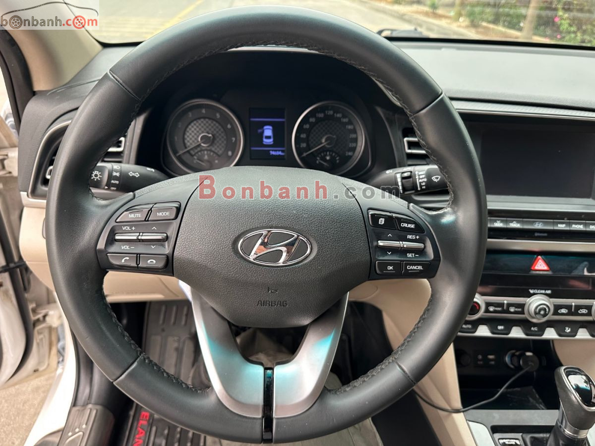Bán ô tô Hyundai Elantra 1.6 AT - 2019 - xe cũ