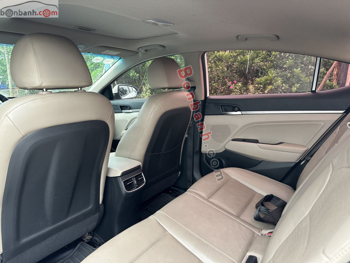 Bán ô tô Hyundai Elantra 1.6 AT - 2019 - xe cũ