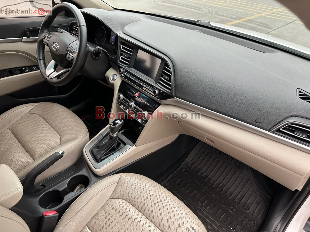 Bán ô tô Hyundai Elantra 1.6 AT - 2019 - xe cũ