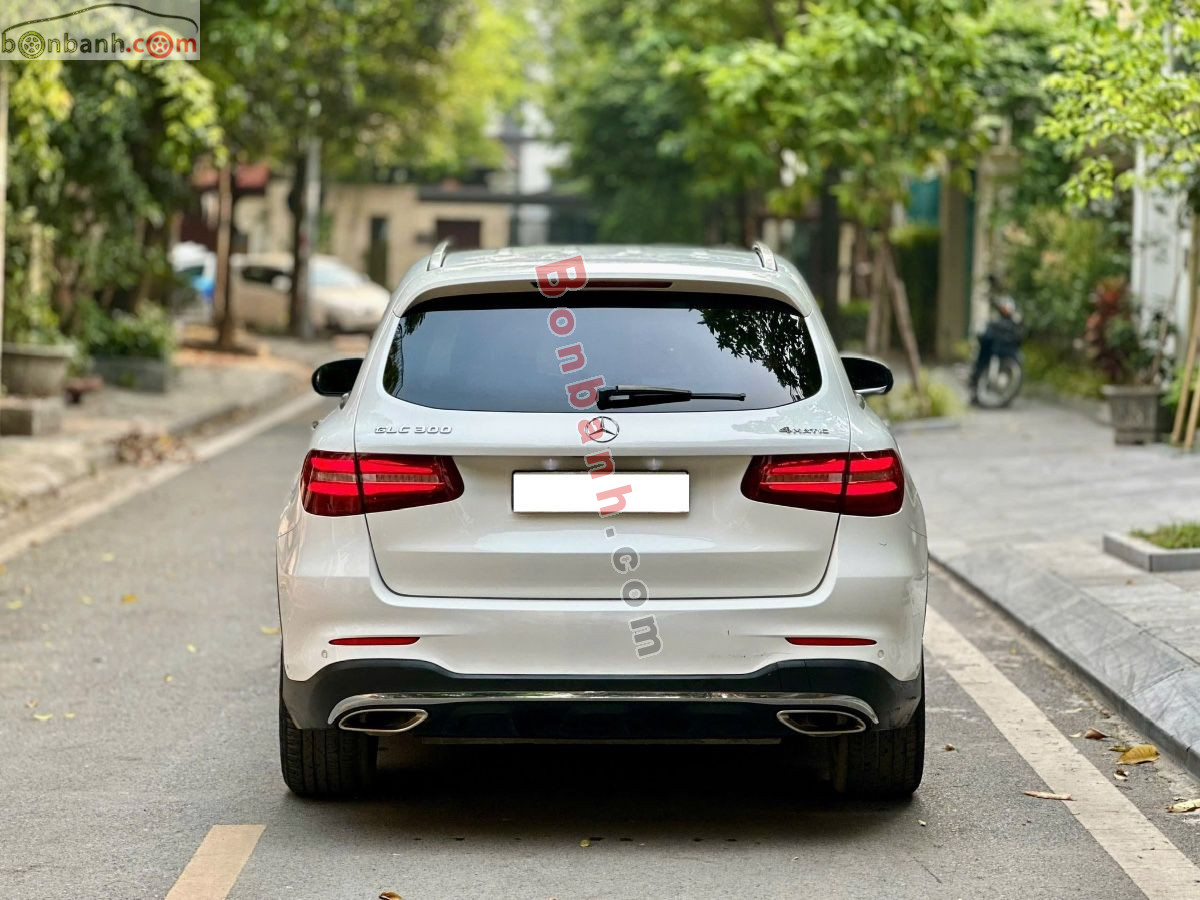 Bán ô tô Mercedes Benz GLC 300 4Matic - 2017 - xe cũ