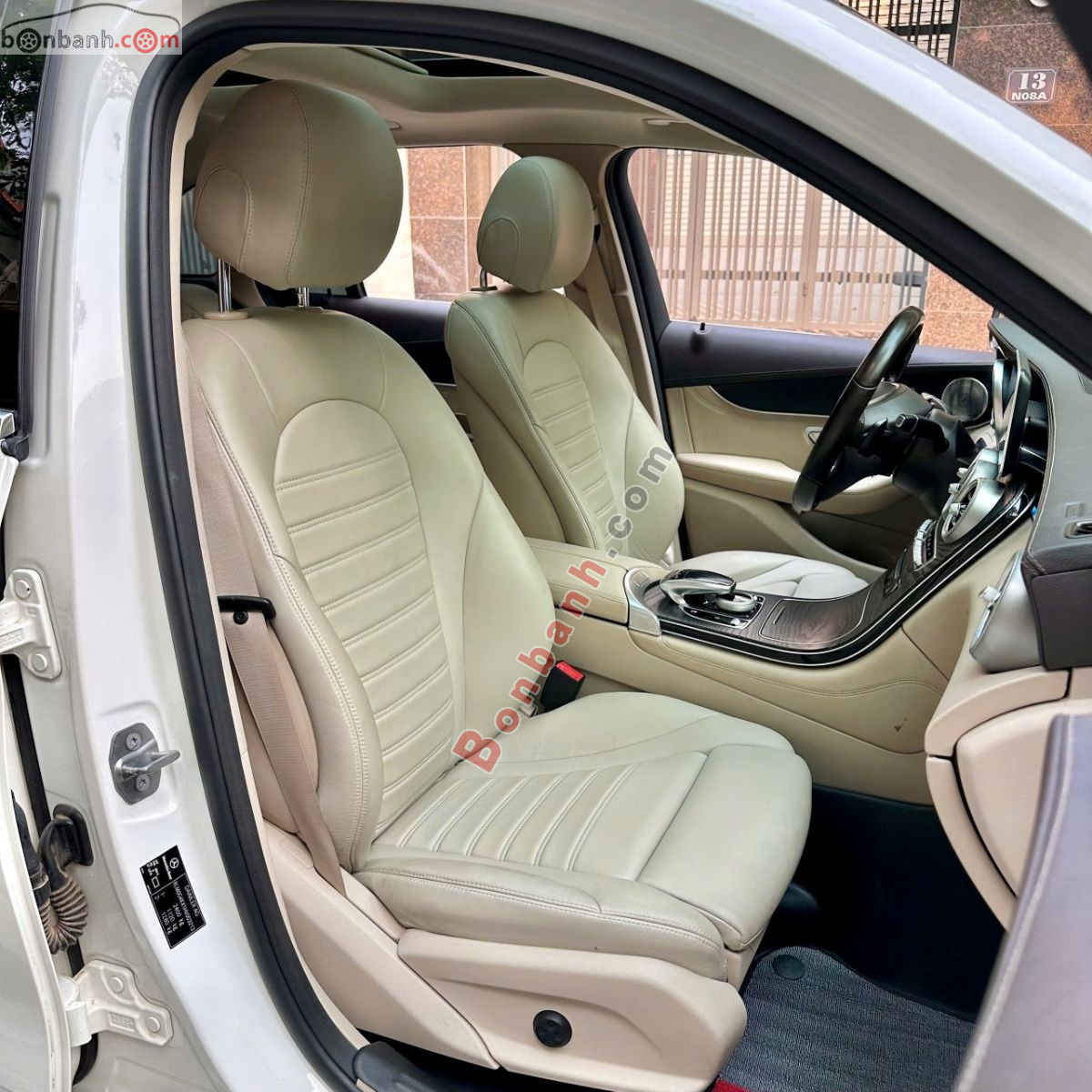 Bán ô tô Mercedes Benz GLC 300 4Matic - 2017 - xe cũ