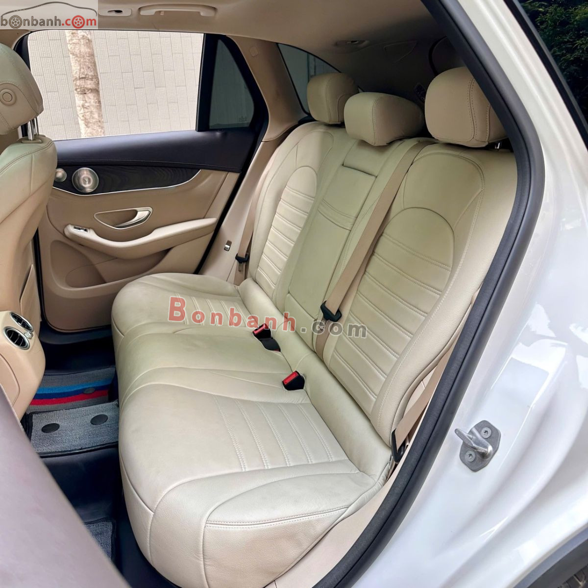 Bán ô tô Mercedes Benz GLC 300 4Matic - 2017 - xe cũ