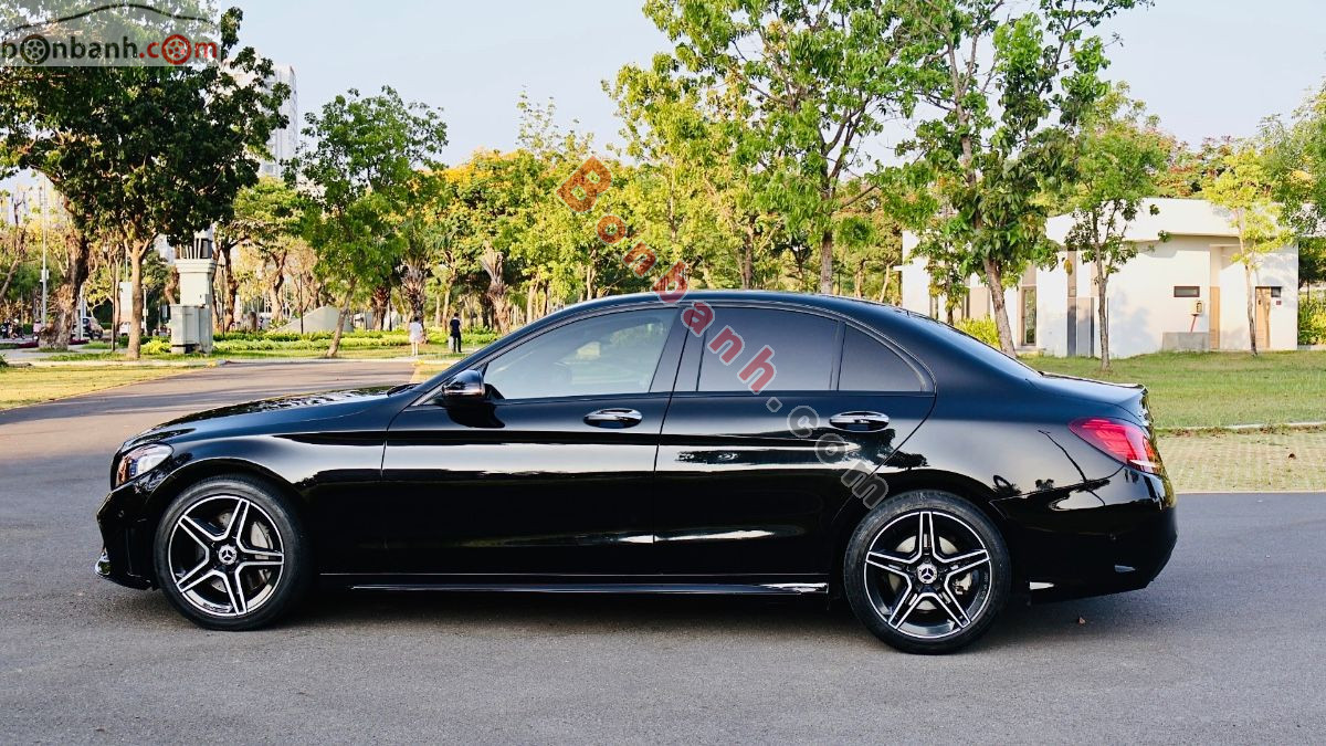Bán ô tô Mercedes Benz C class C300 AMG - 2019 - xe cũ