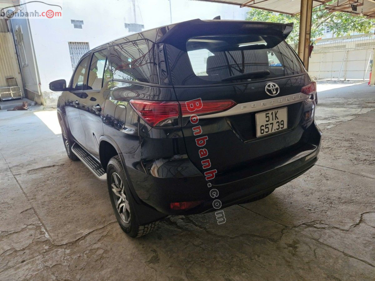 Bán ô tô Toyota Fortuner 2.4L 4x2 MT - 2022 - xe cũ