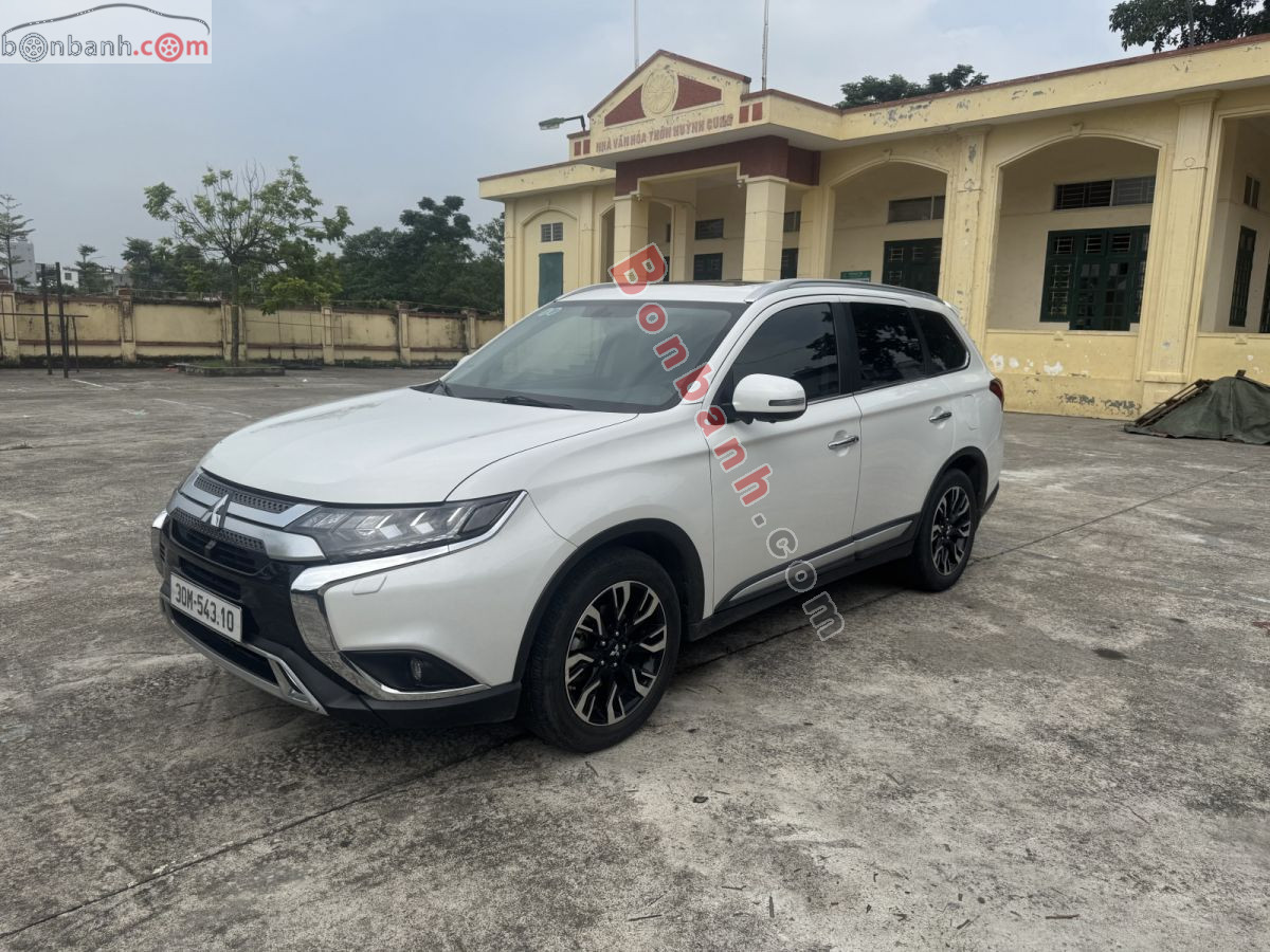 Bán ô tô Mitsubishi Outlander Premium 2.0 CVT - 2021 - xe cũ