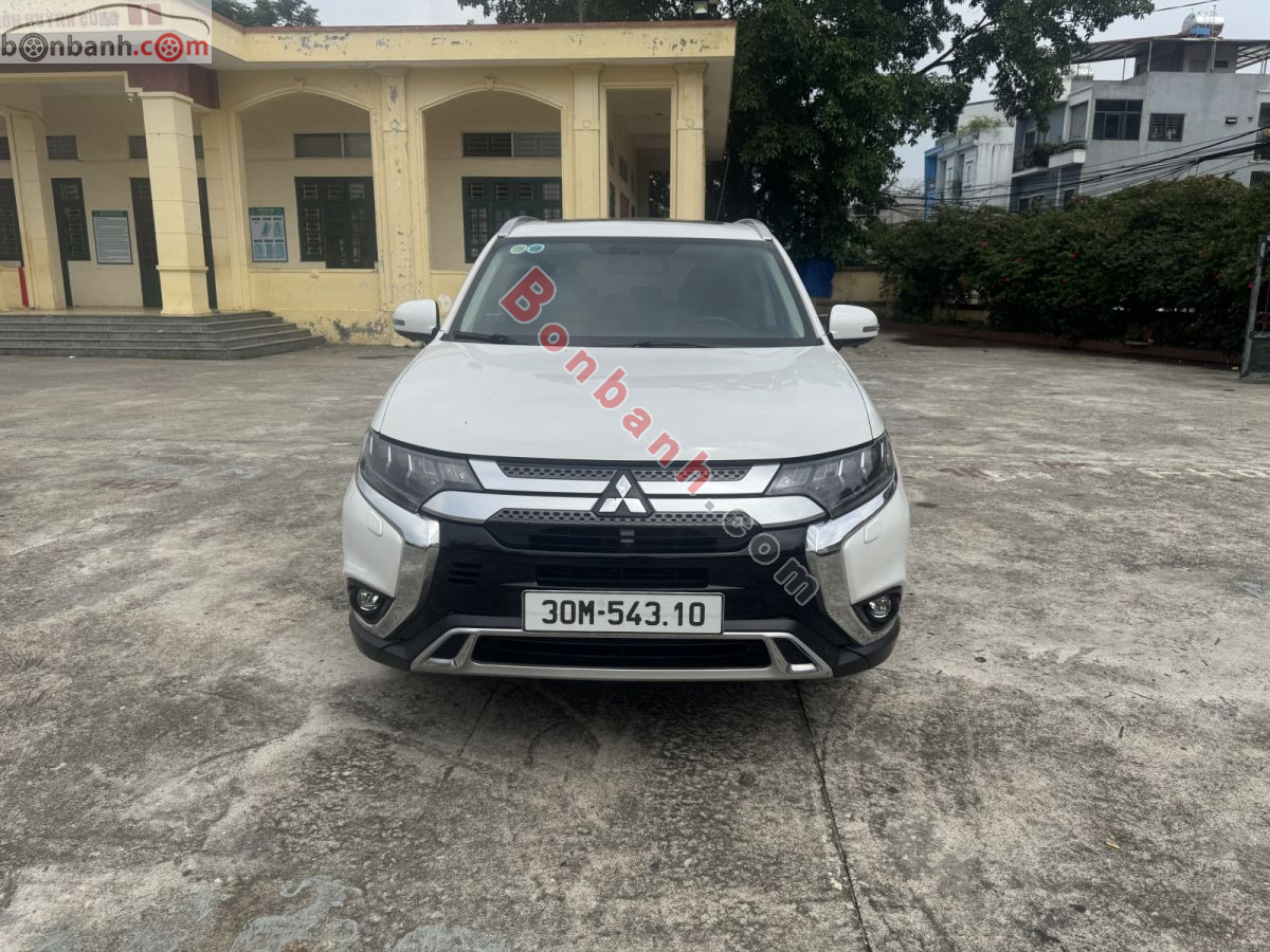 Bán ô tô Mitsubishi Outlander Premium 2.0 CVT - 2021 - xe cũ