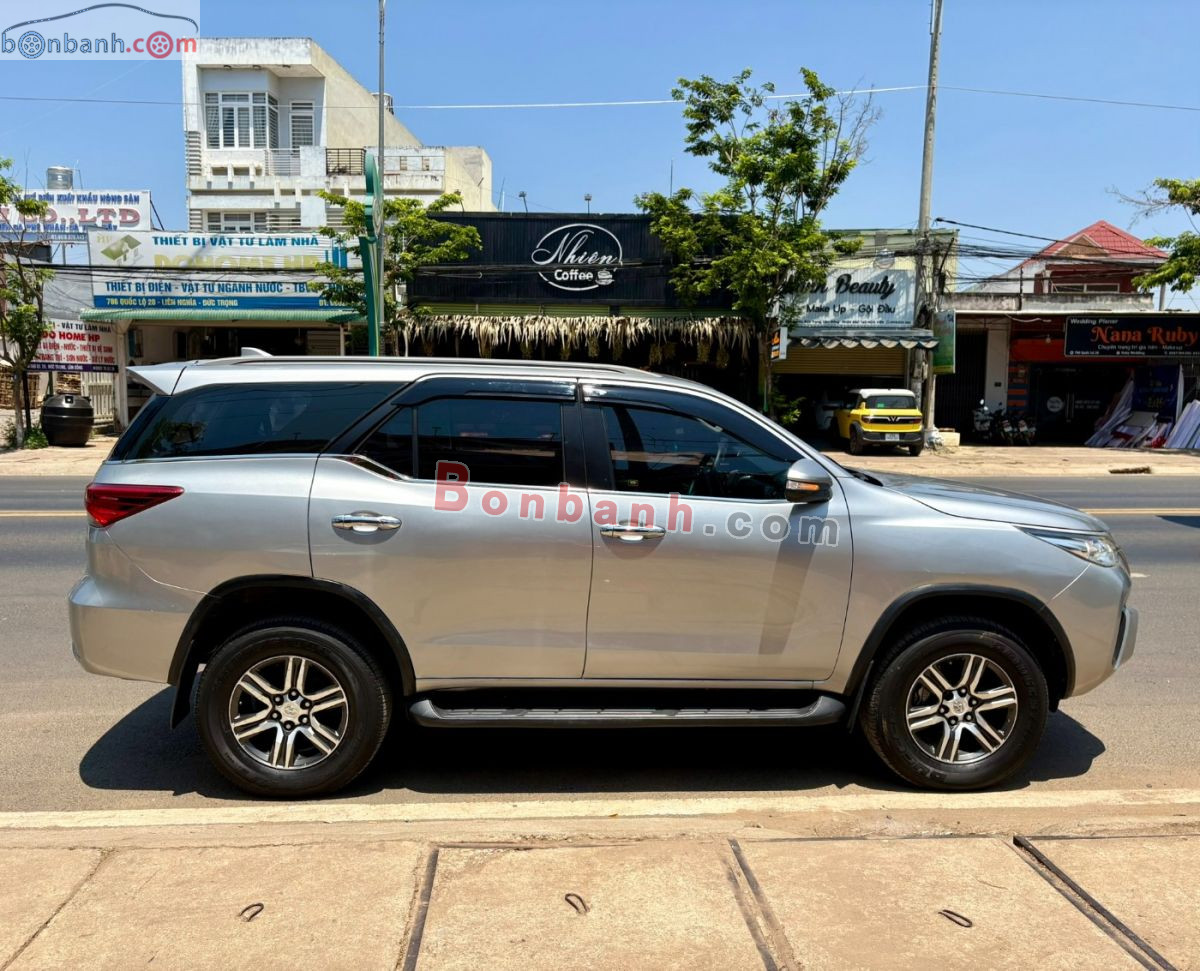 Bán ô tô Toyota Fortuner 2.4G 4x2 MT - 2017 - xe cũ