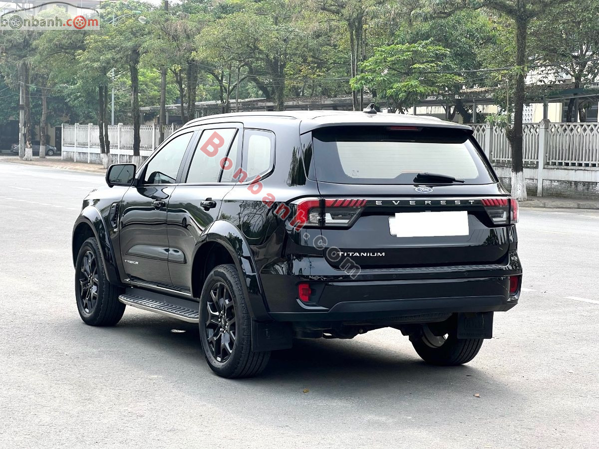 Bán ô tô Ford Everest Titanium 2.0L 4x2 AT - 2024 - xe cũ