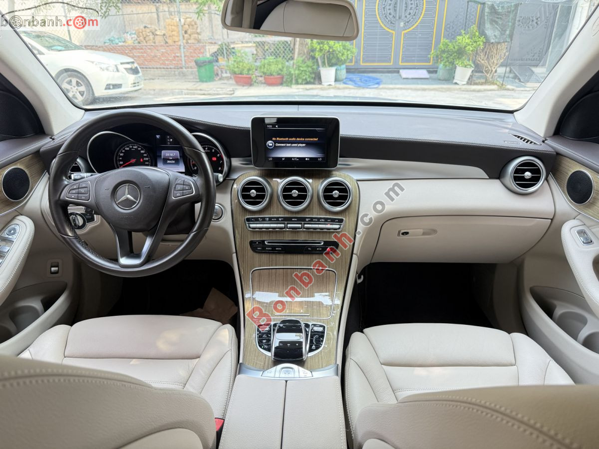 Bán ô tô Mercedes Benz GLC 250 4Matic - 2017 - xe cũ