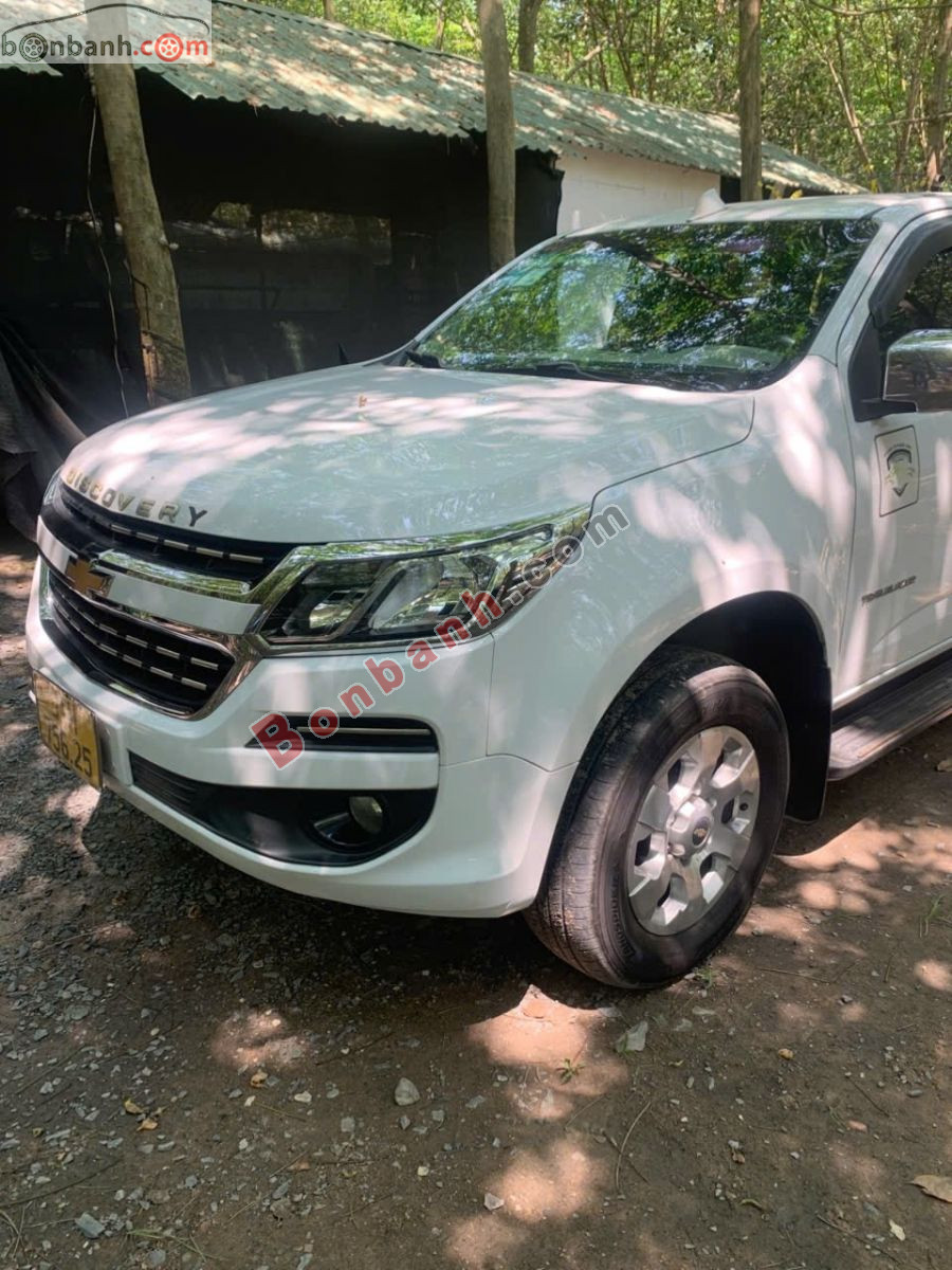 Bán ô tô Chevrolet Trailblazer LT 2.5L VGT 4x2 AT - 2018 - xe cũ