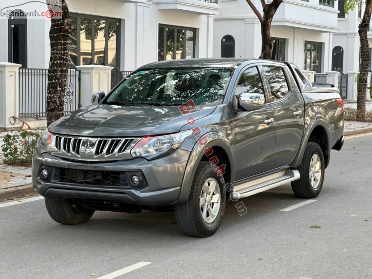 Bán ô tô Mitsubishi Triton 4x2 AT - 2017 - xe cũ