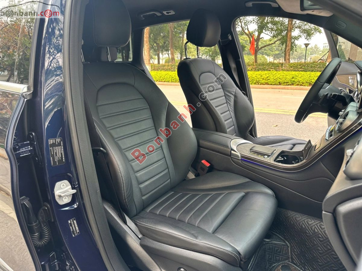 Bán ô tô Mercedes Benz GLC 200 4Matic - 2021 - xe cũ