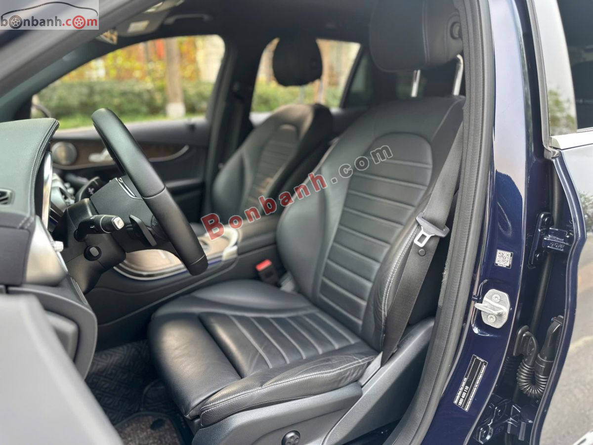 Bán ô tô Mercedes Benz GLC 200 4Matic - 2021 - xe cũ