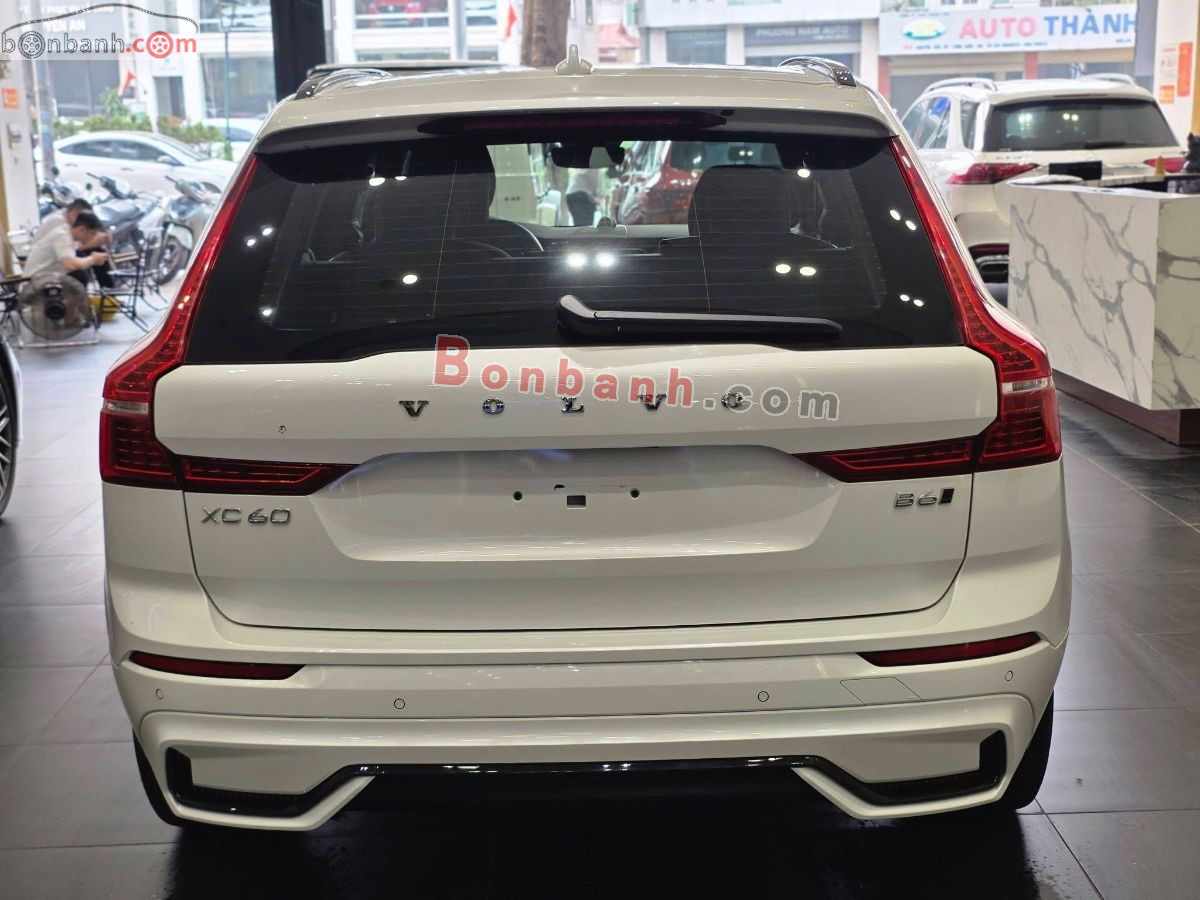 Bán ô tô Volvo XC60 R-Design B6 AWD - 2022 - xe cũ