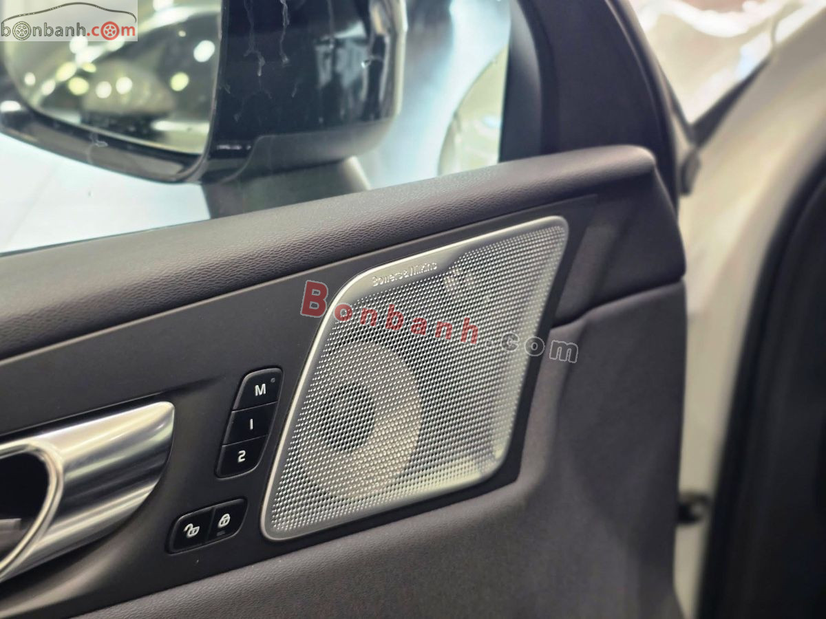 Bán ô tô Volvo XC60 R-Design B6 AWD - 2022 - xe cũ