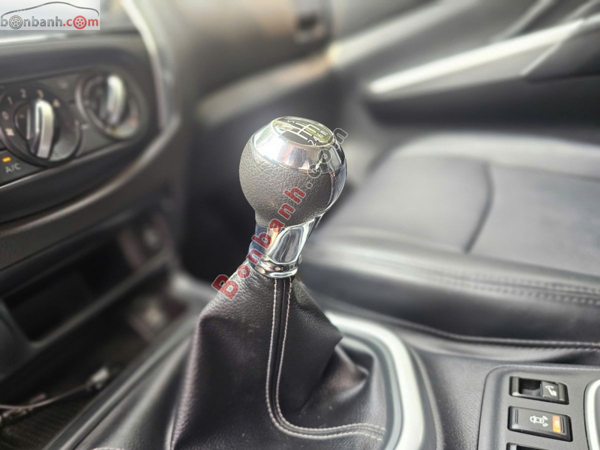 Bán ô tô Nissan Terra S 2.5 MT 2WD - 2019 - xe cũ