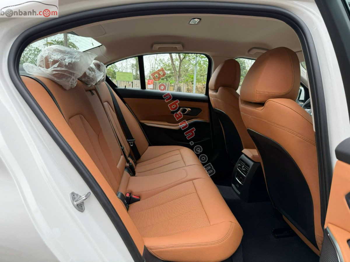 Bán ô tô BMW 3 Series 320i Sport Line - 2025 - xe mới