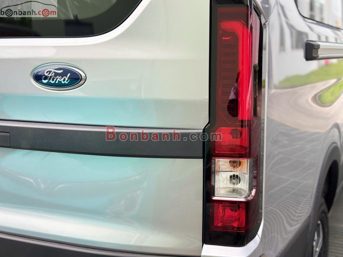 Bán ô tô Ford Transit Trend - 2025 - xe mới